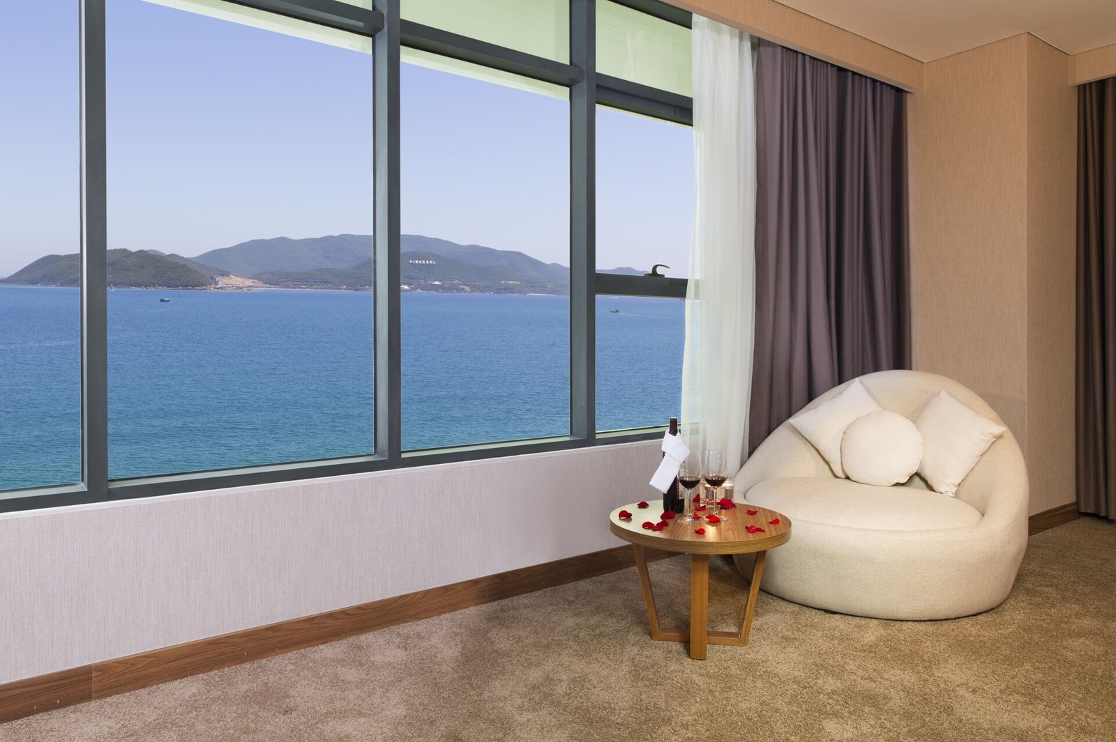 Mường Thanh Luxury Nha Trang — rooms