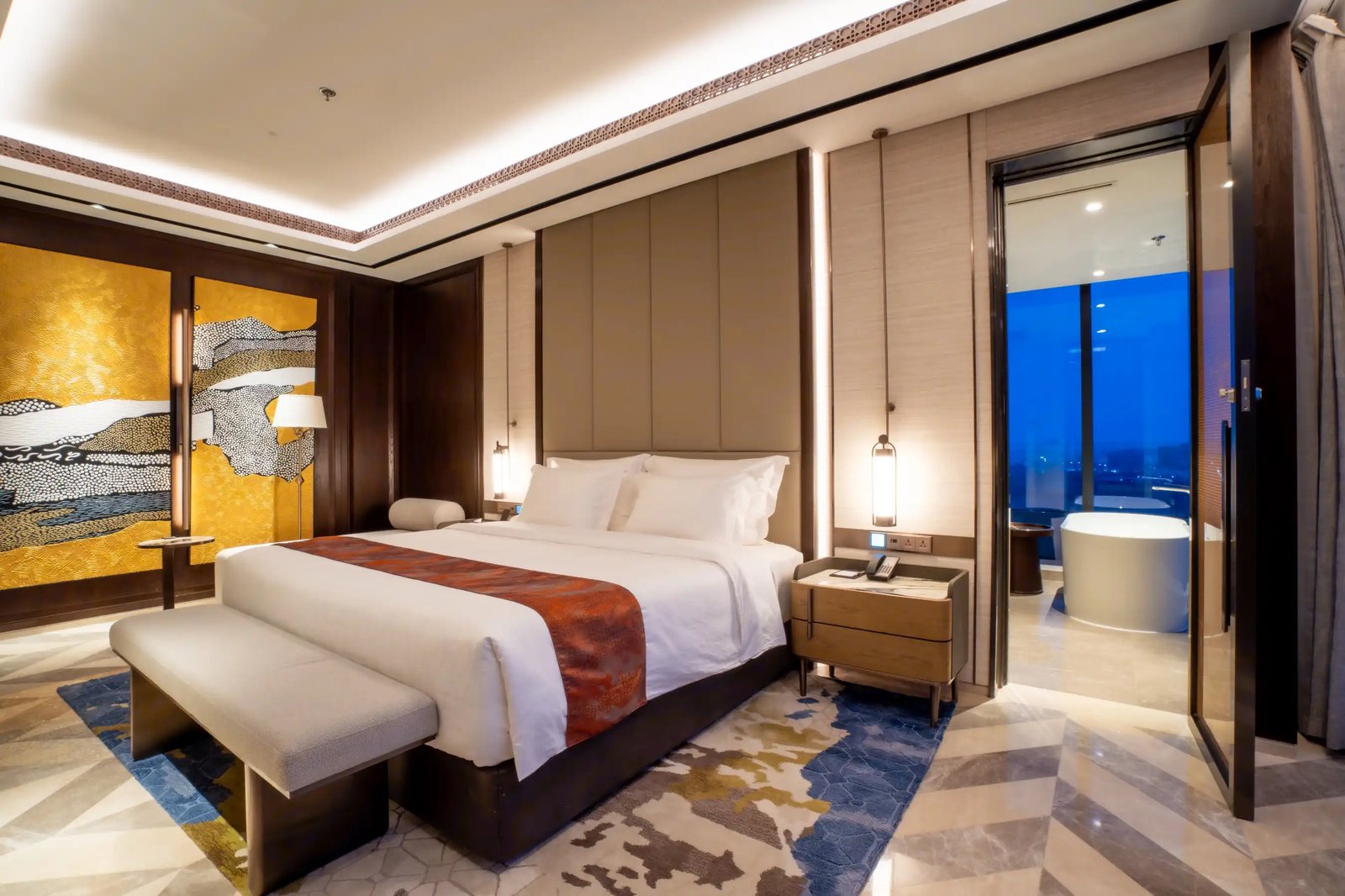 Arjuna Solitaire Hotel, rooms
