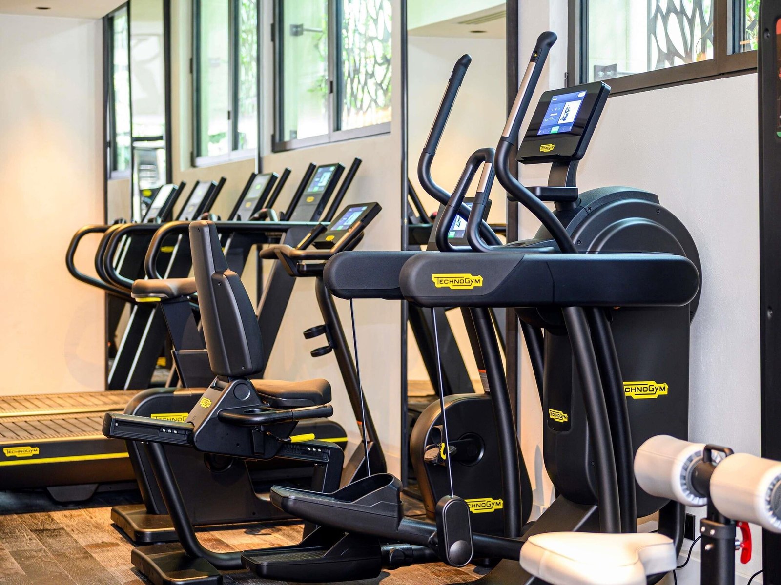 L'Isle de Leos Hotel & Spa - MGallery Collection, indoor pool and gym