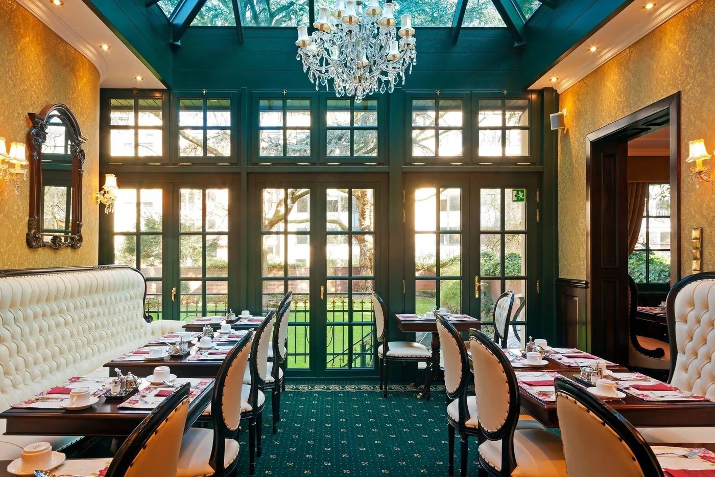 Hotel Villa Achenbach, at the table