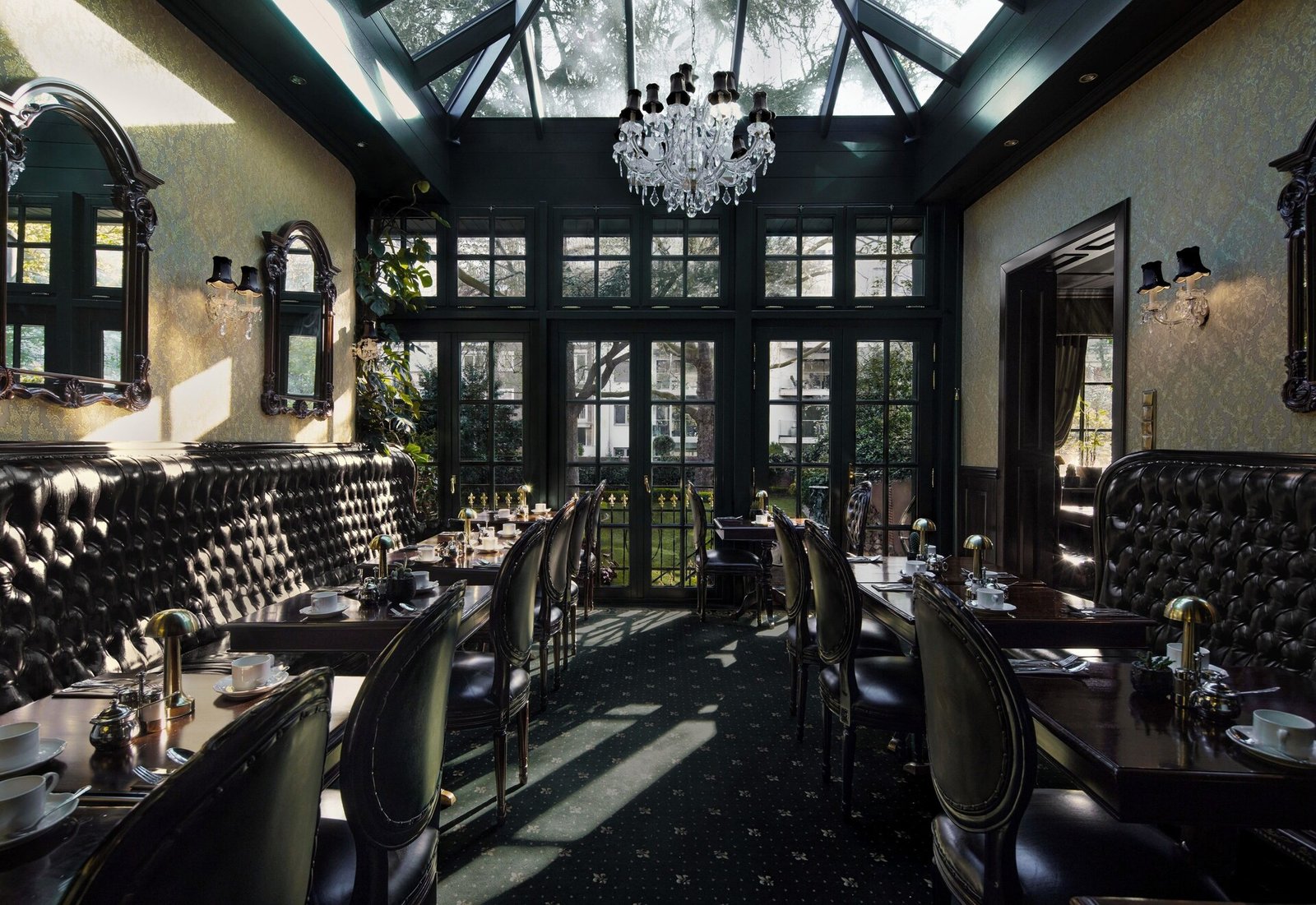 Hotel Villa Achenbach, at the table
