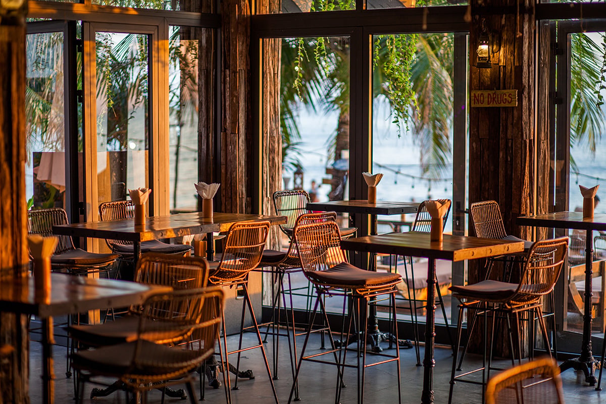 Sunset Beach Resort & Spa, at the table