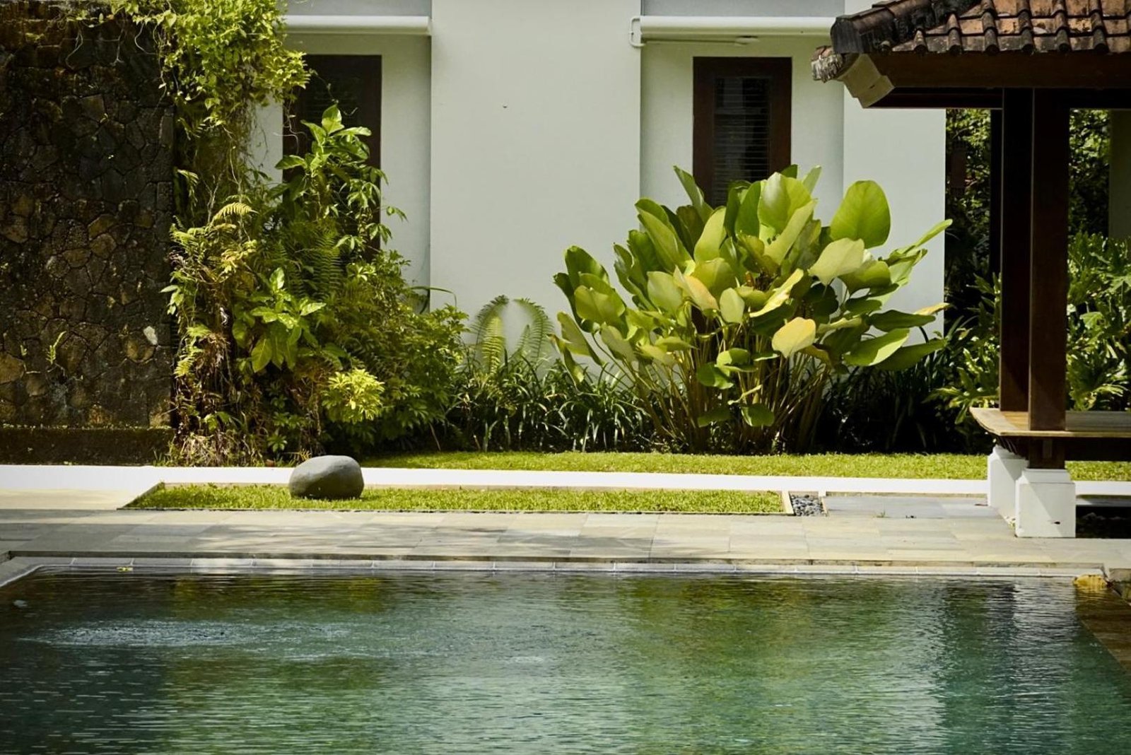 Bumi Kinar Ubud Heritage, the pool