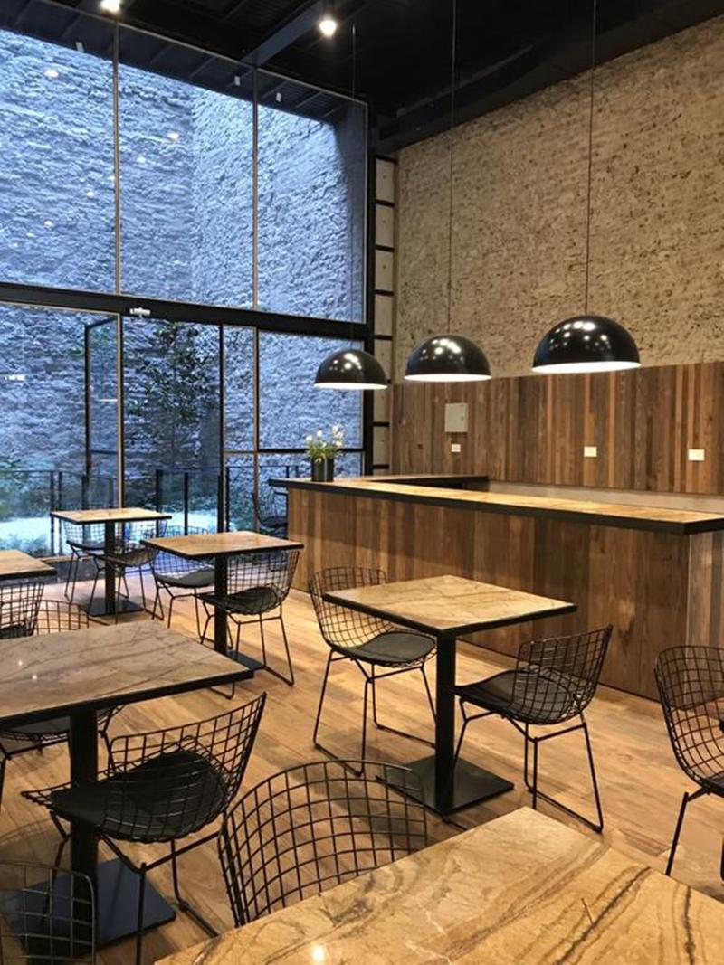 AQ Tailored Suites, craig bistro