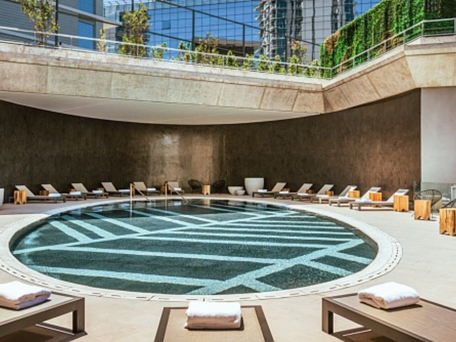 SLS Buenos Aires Puerto Madero, the pool