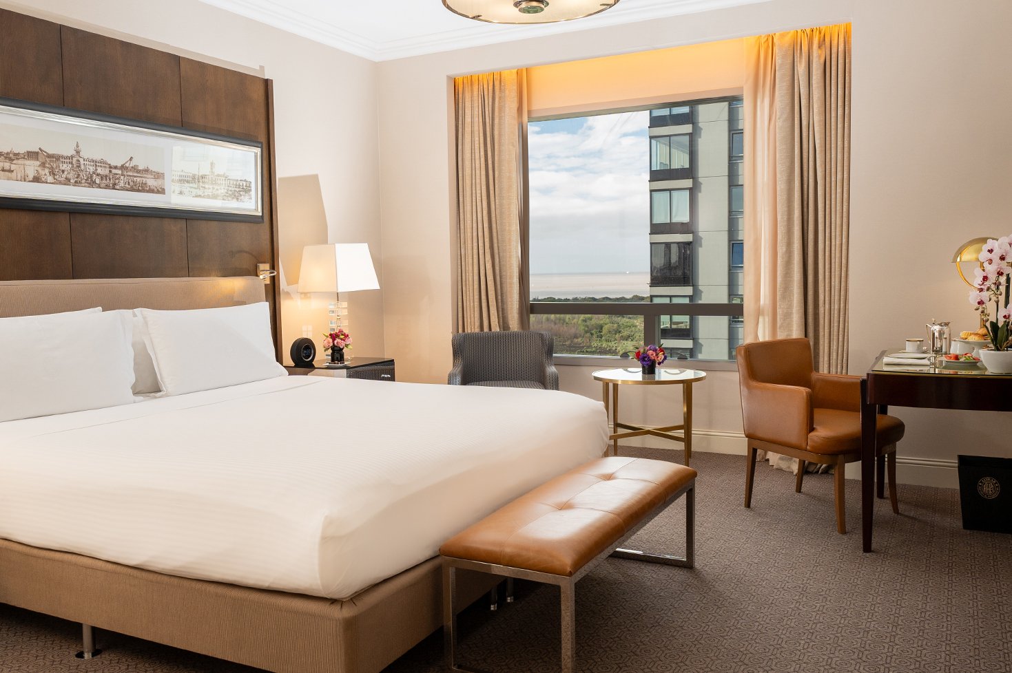 Alvear Icon Hotel