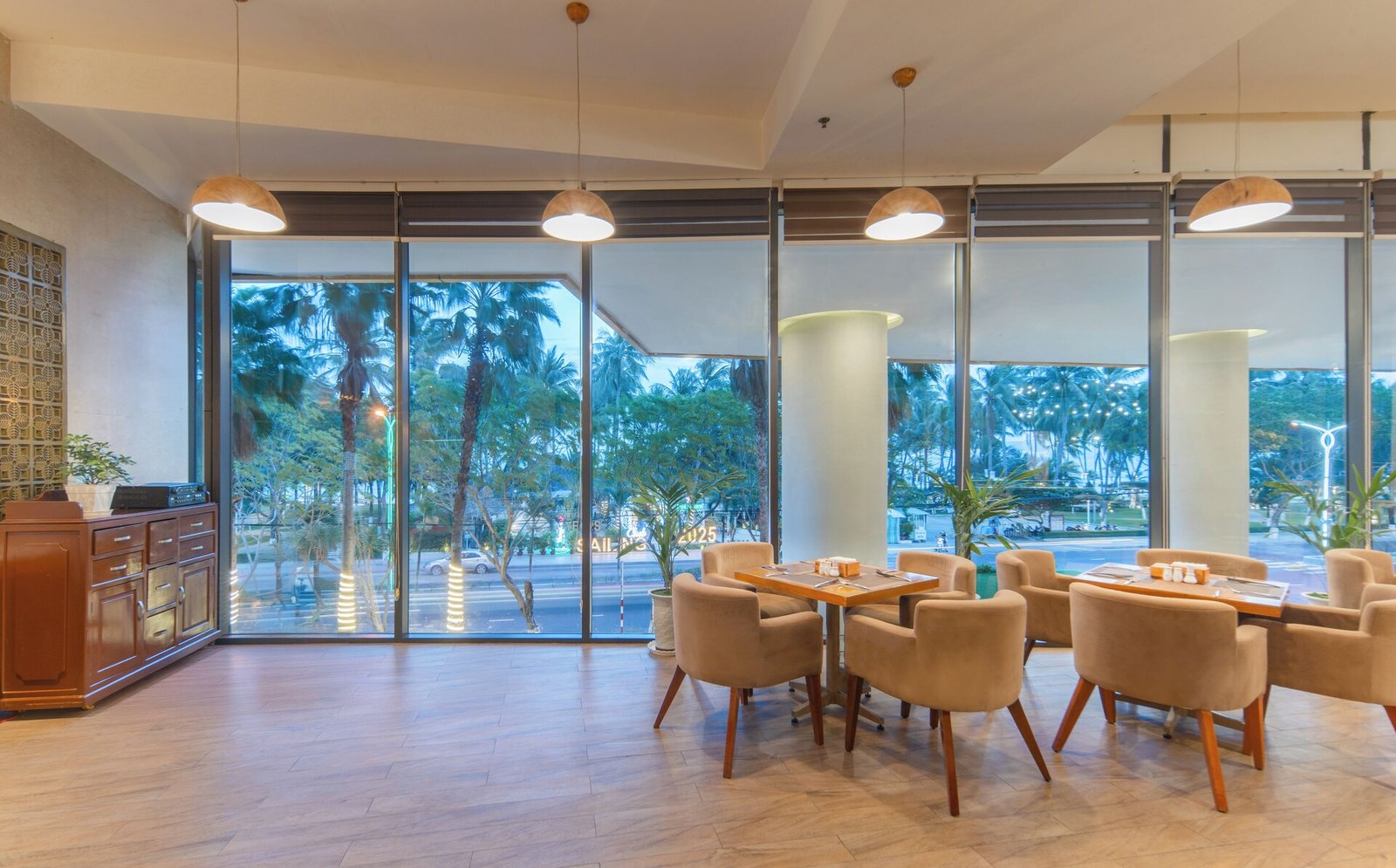 StarCity Bayfront Nha Trang, spice garden restaurant