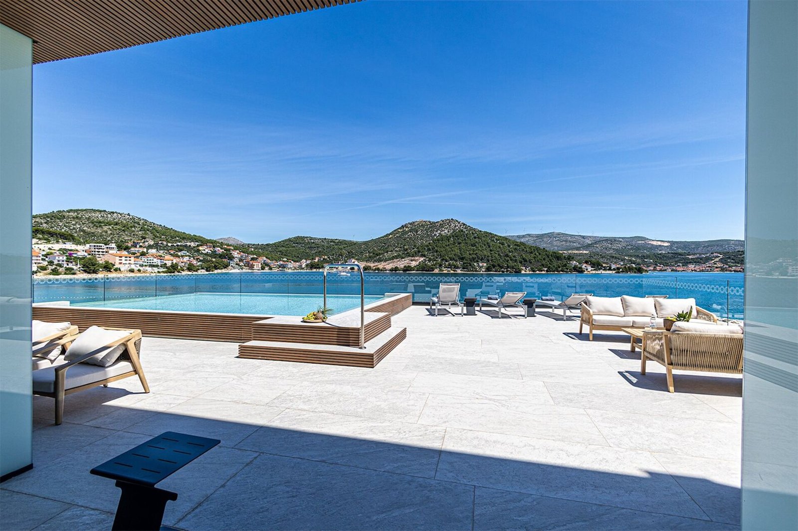 Hotel Marinus, the pool