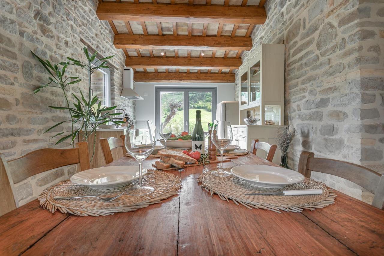 Panfilo Farmhouse, at the table