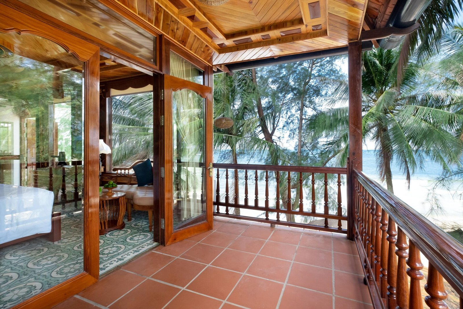 Coco Palm Beach Resort & Spa — rooms