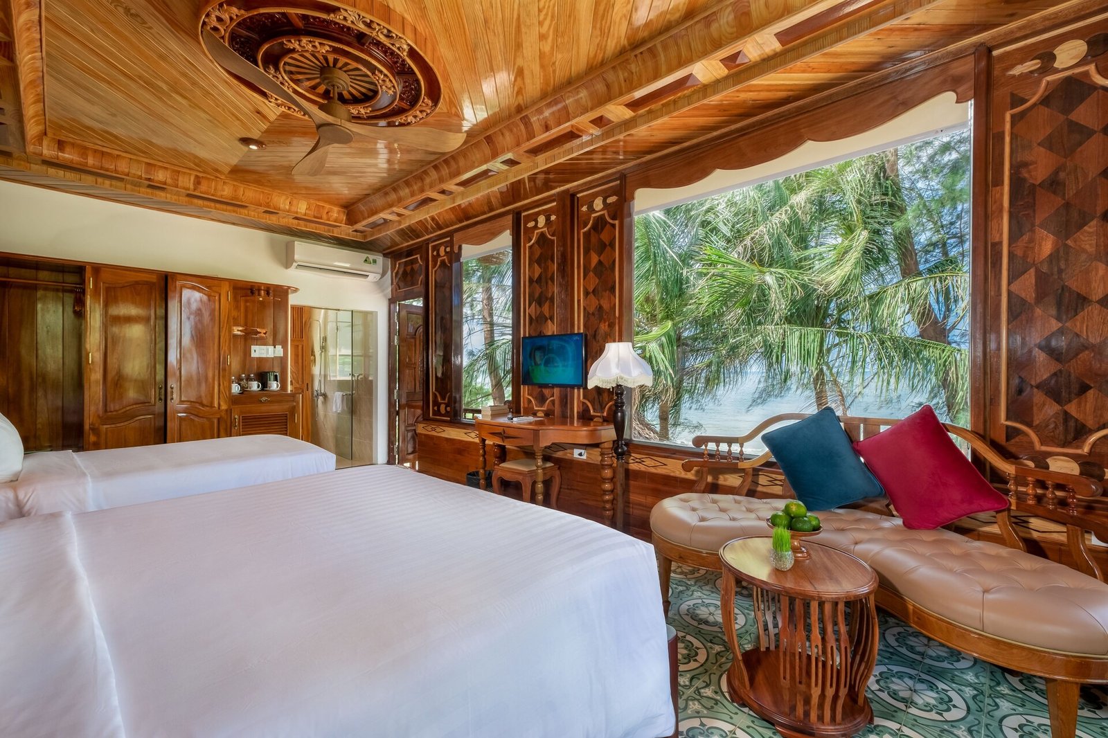 Coco Palm Beach Resort & Spa — rooms