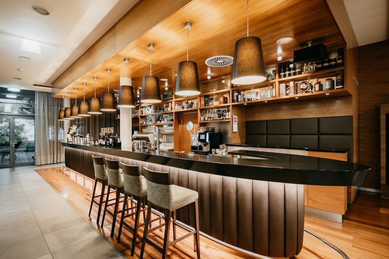 Thermenresort Laa – Hotel, at the table