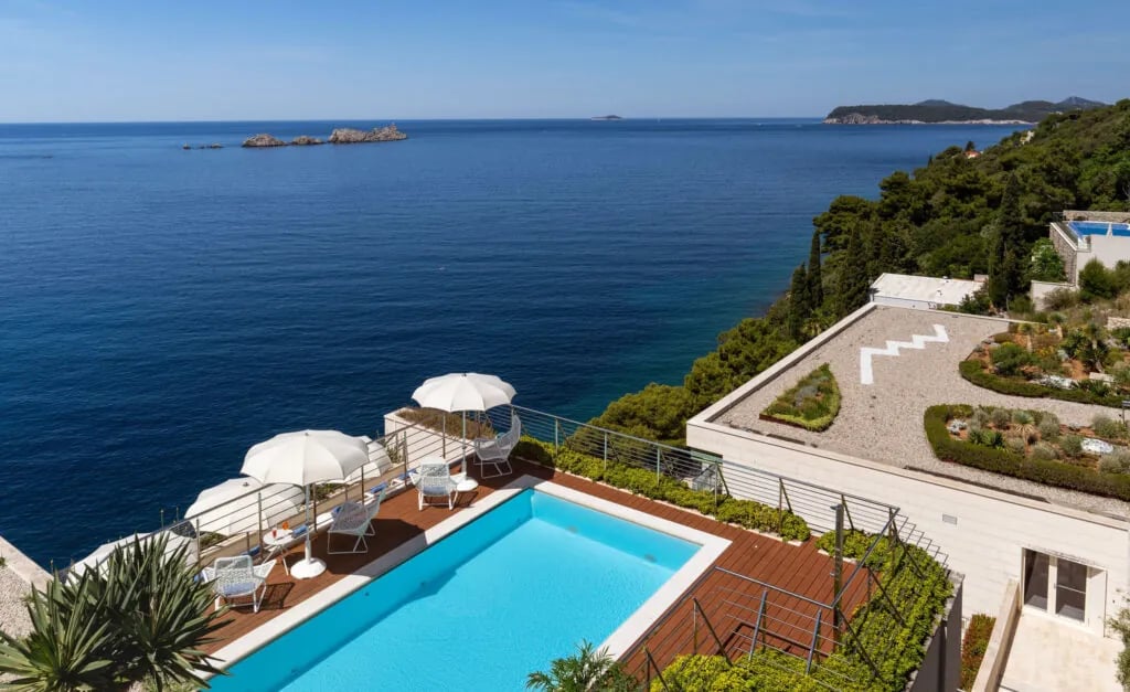 Hotel More, the pool