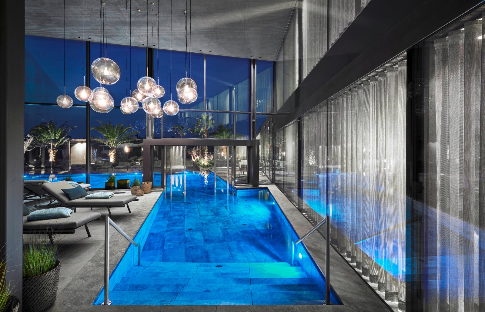 Quellenhof Luxury Resort Lazise, the pool