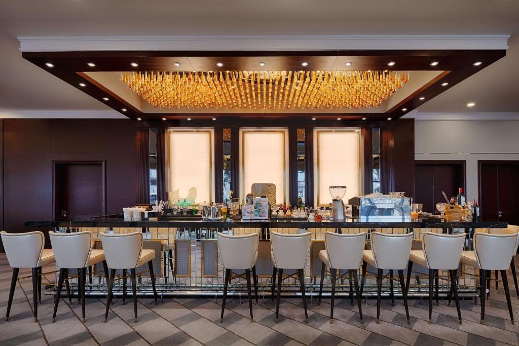 Vinpearl Empire Nha Trang, garnet restaurant