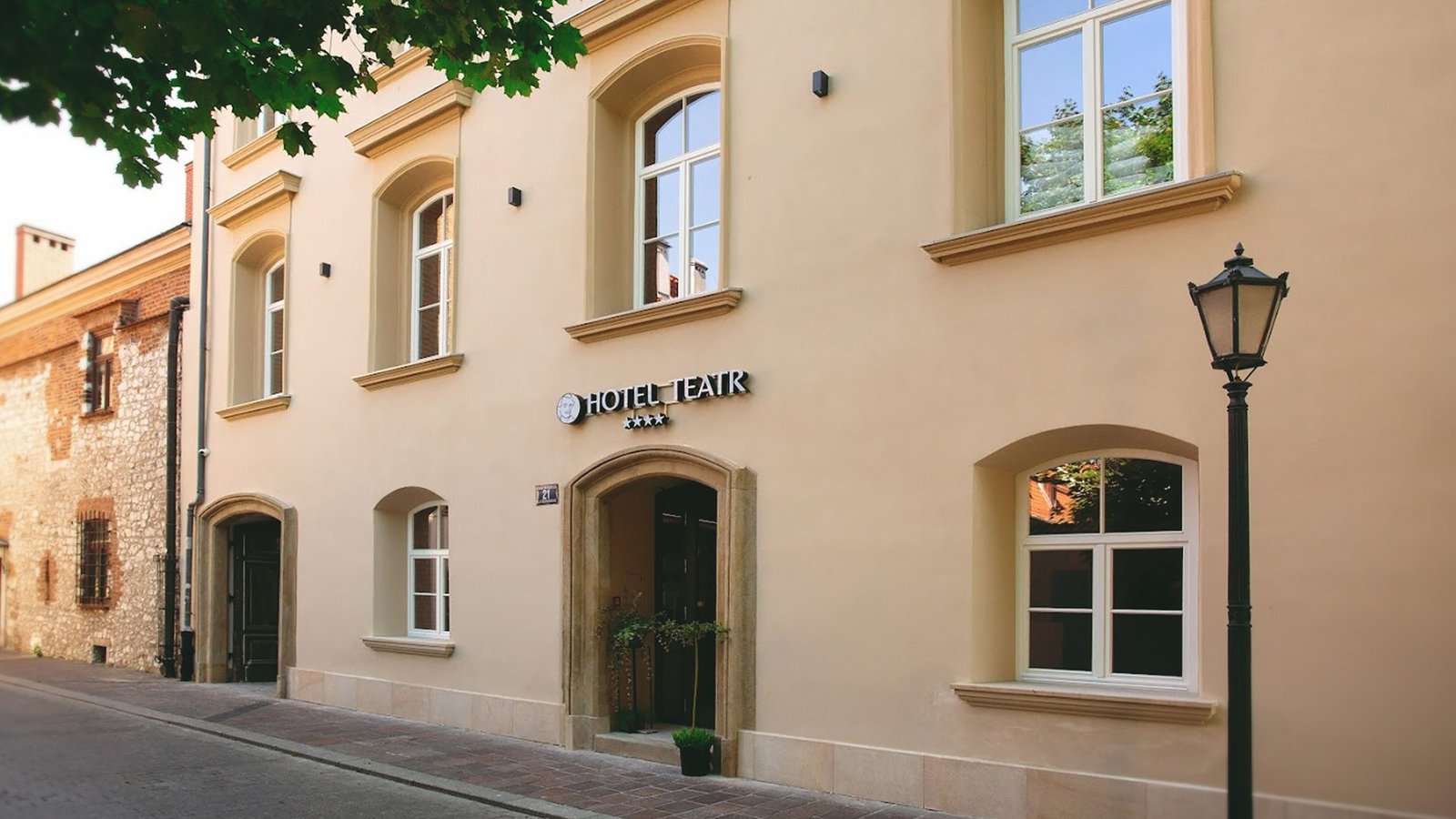 Hotel Teatr, how it began