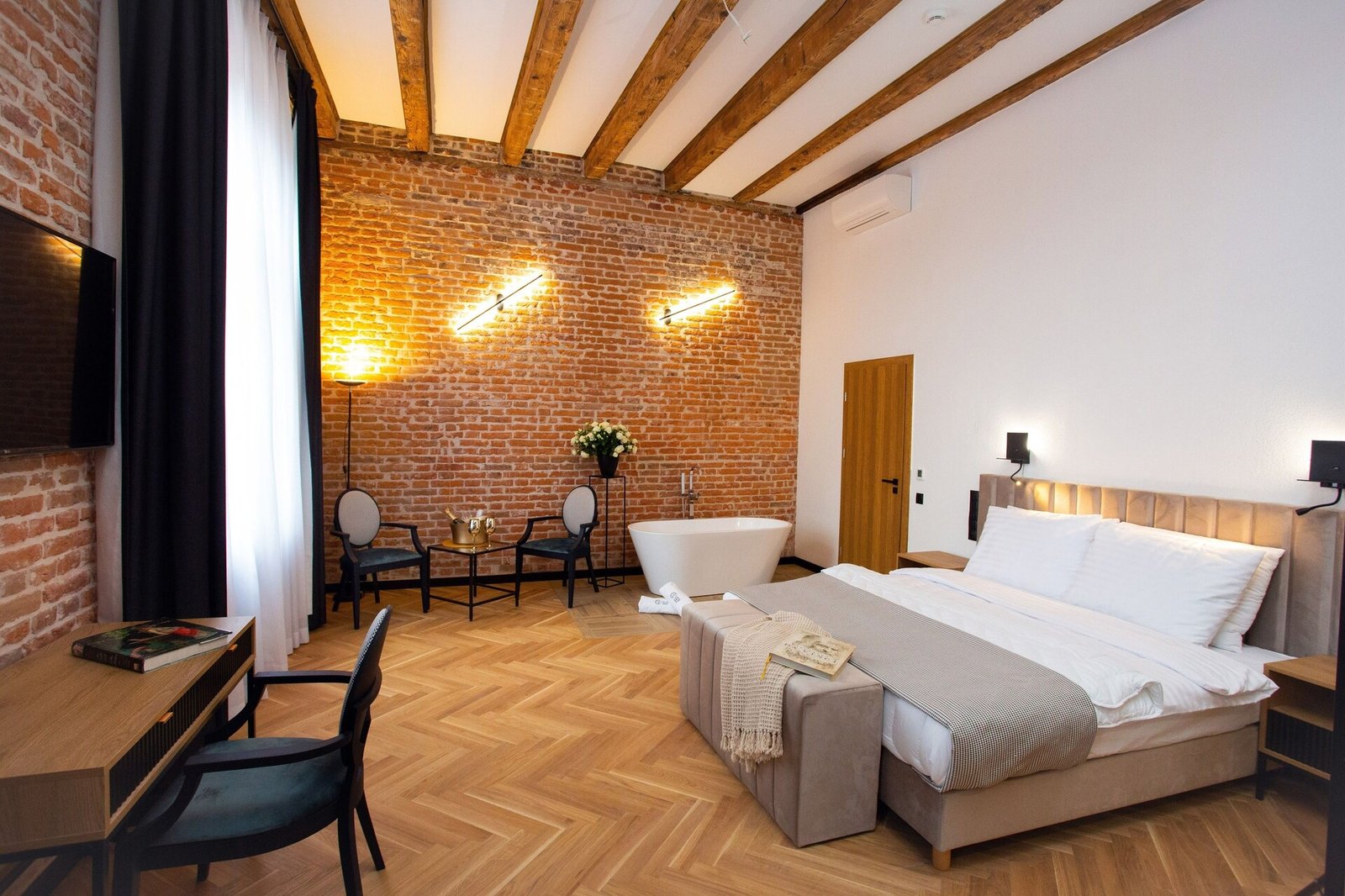Hotel Teatr, rooms