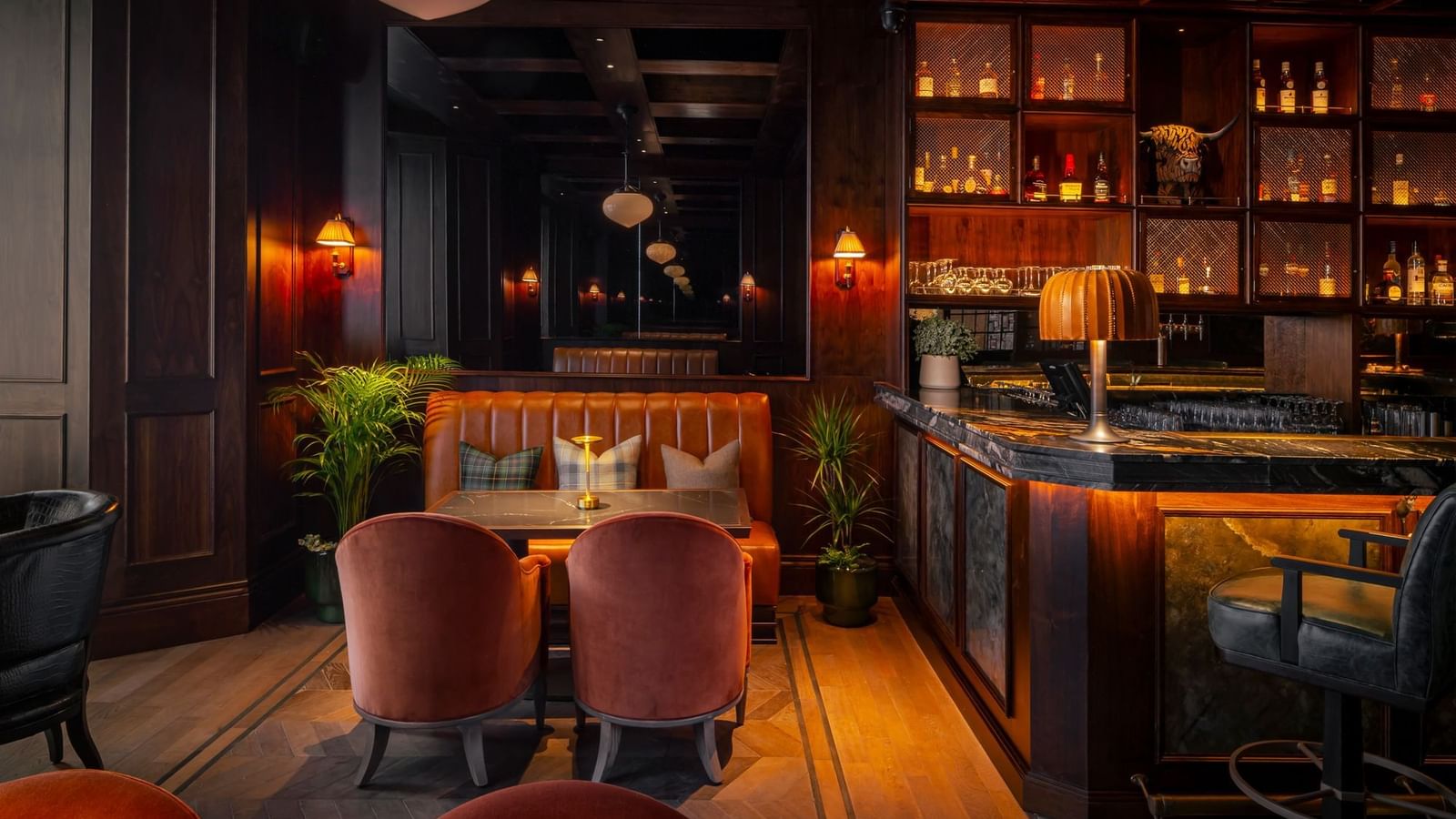 Seaton House, bow butts bar