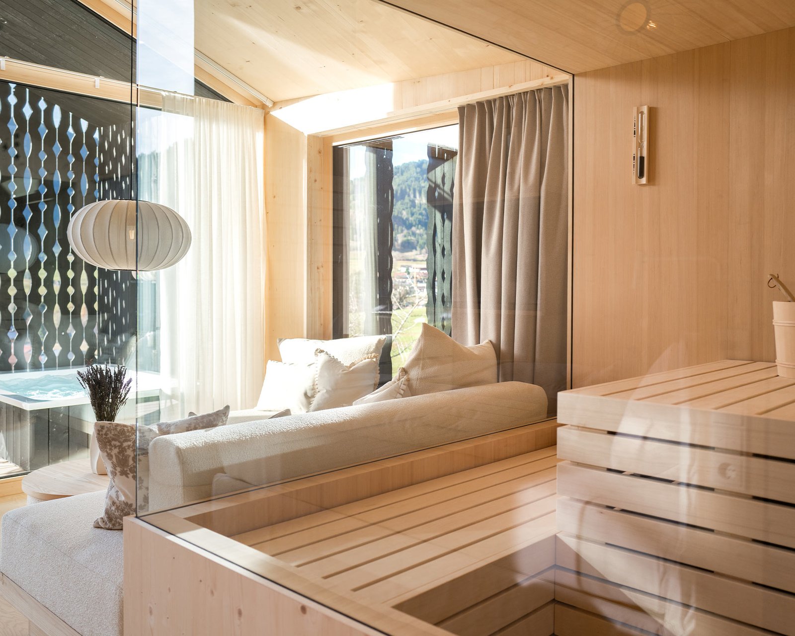 Anton & Cilli Hideaway Lodges