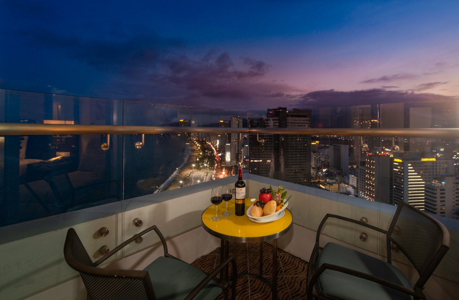 Havana Nha Trang Hotel — backstory