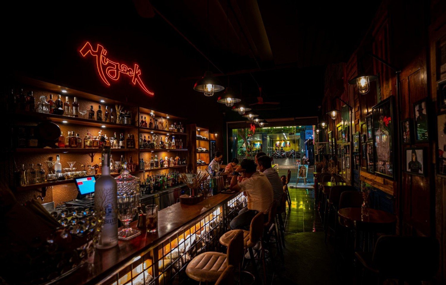 Havana Nha Trang Hotel — eat & drink