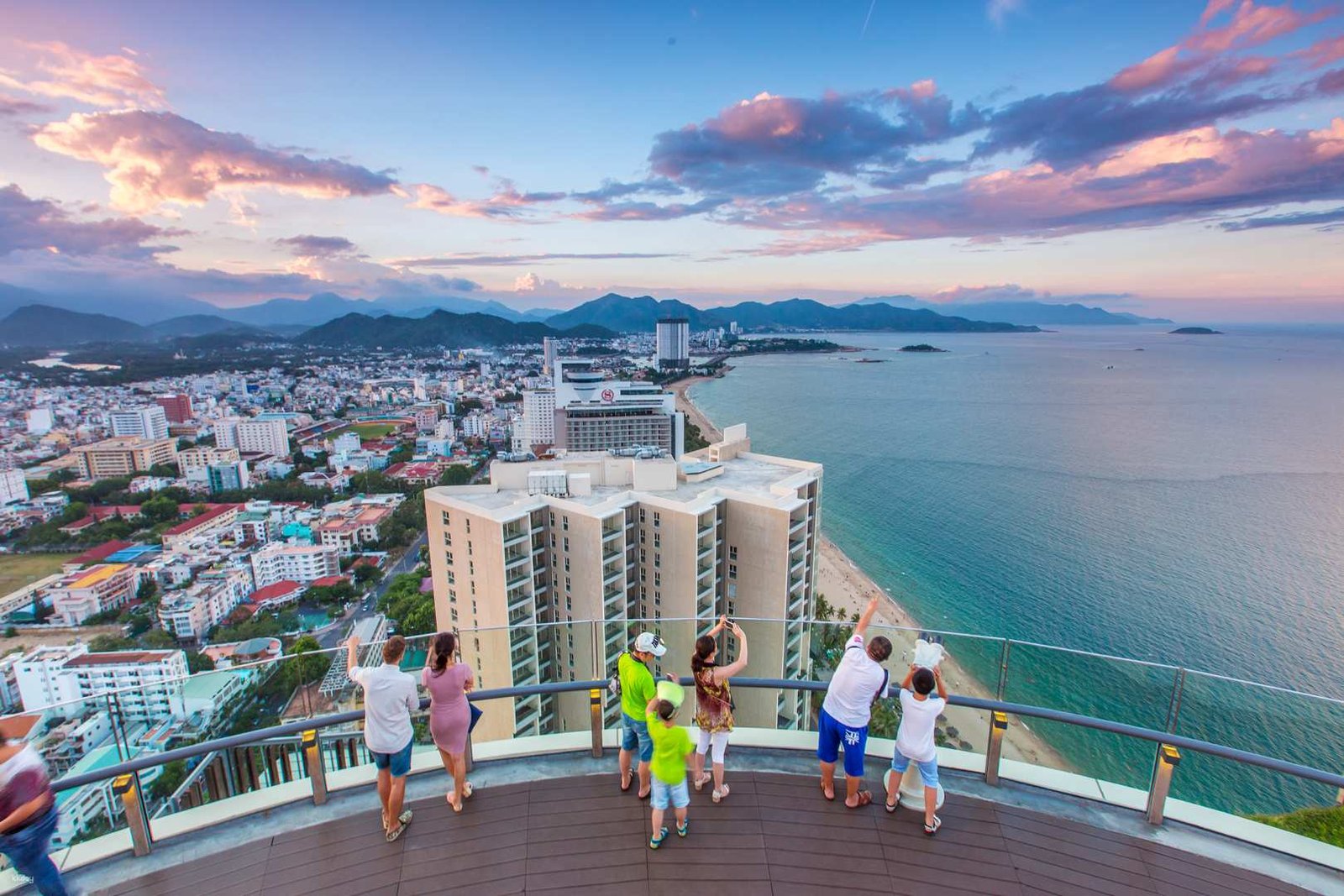 Havana Nha Trang Hotel — eat & drink