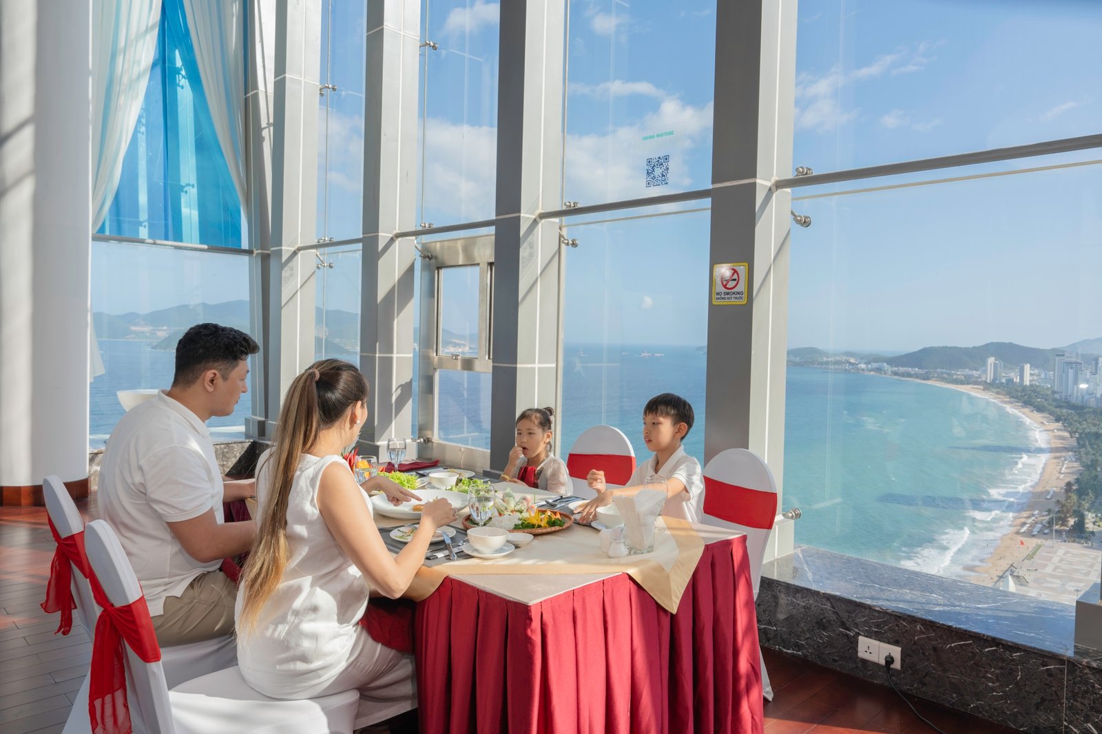Havana Nha Trang Hotel, at the table