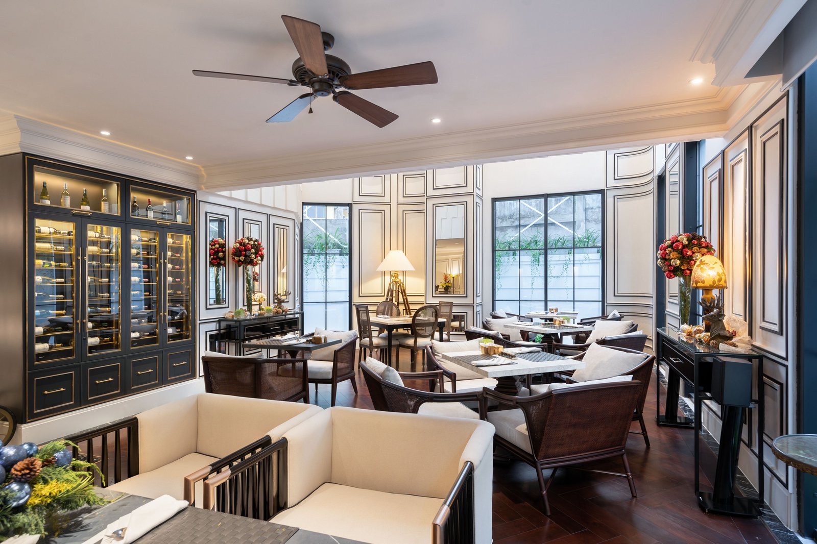 Bach Suites Saigon, A member of Design Hotels, part of Marriott Bonvoy, at the table
