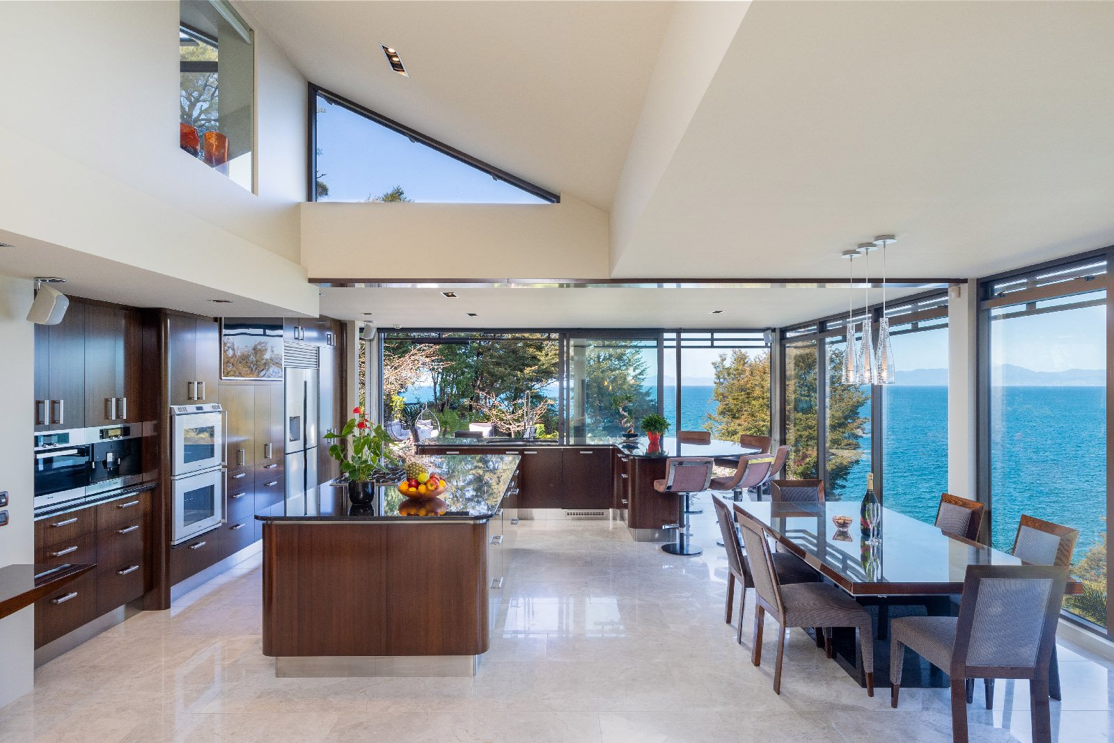 Lodge by the beach, at the table