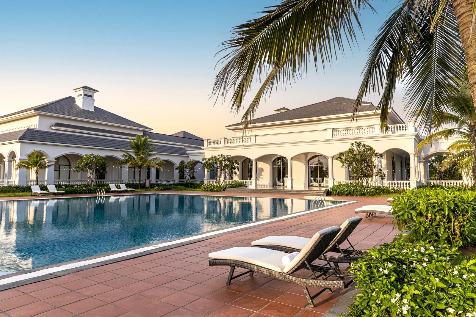 Vinpearl Cua Sot Resort, Affiliated by Meliá, the pool