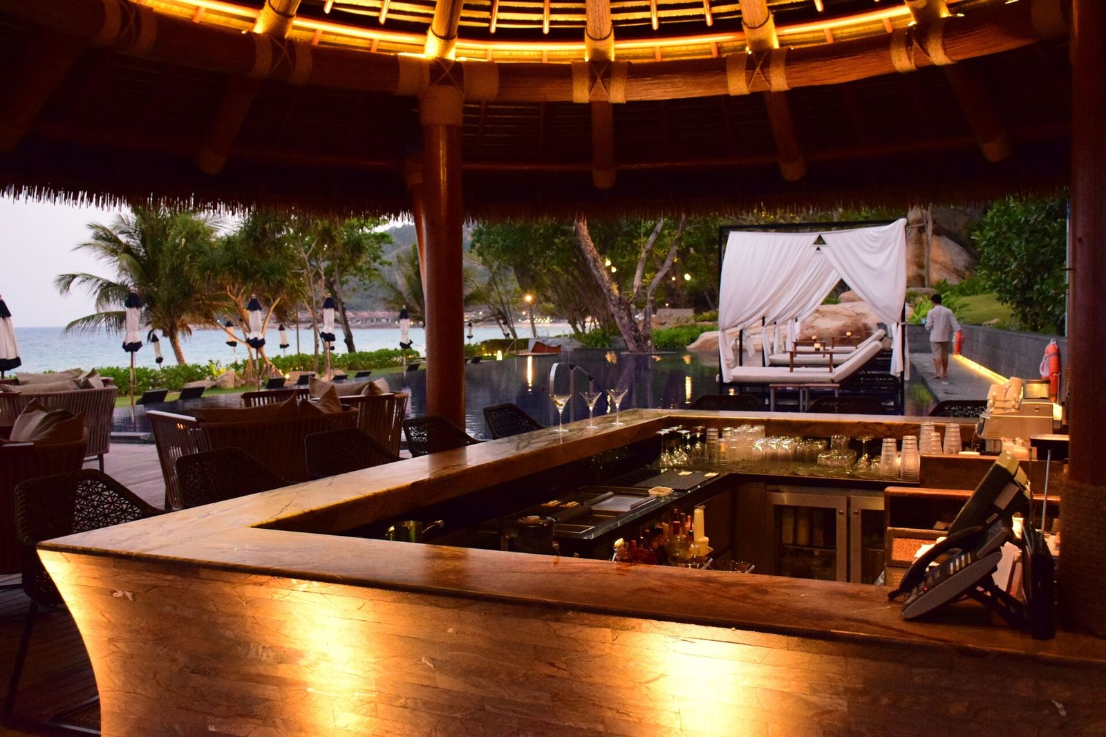 Vana Belle, a Luxury Collection Resort, Koh Samui, at the table