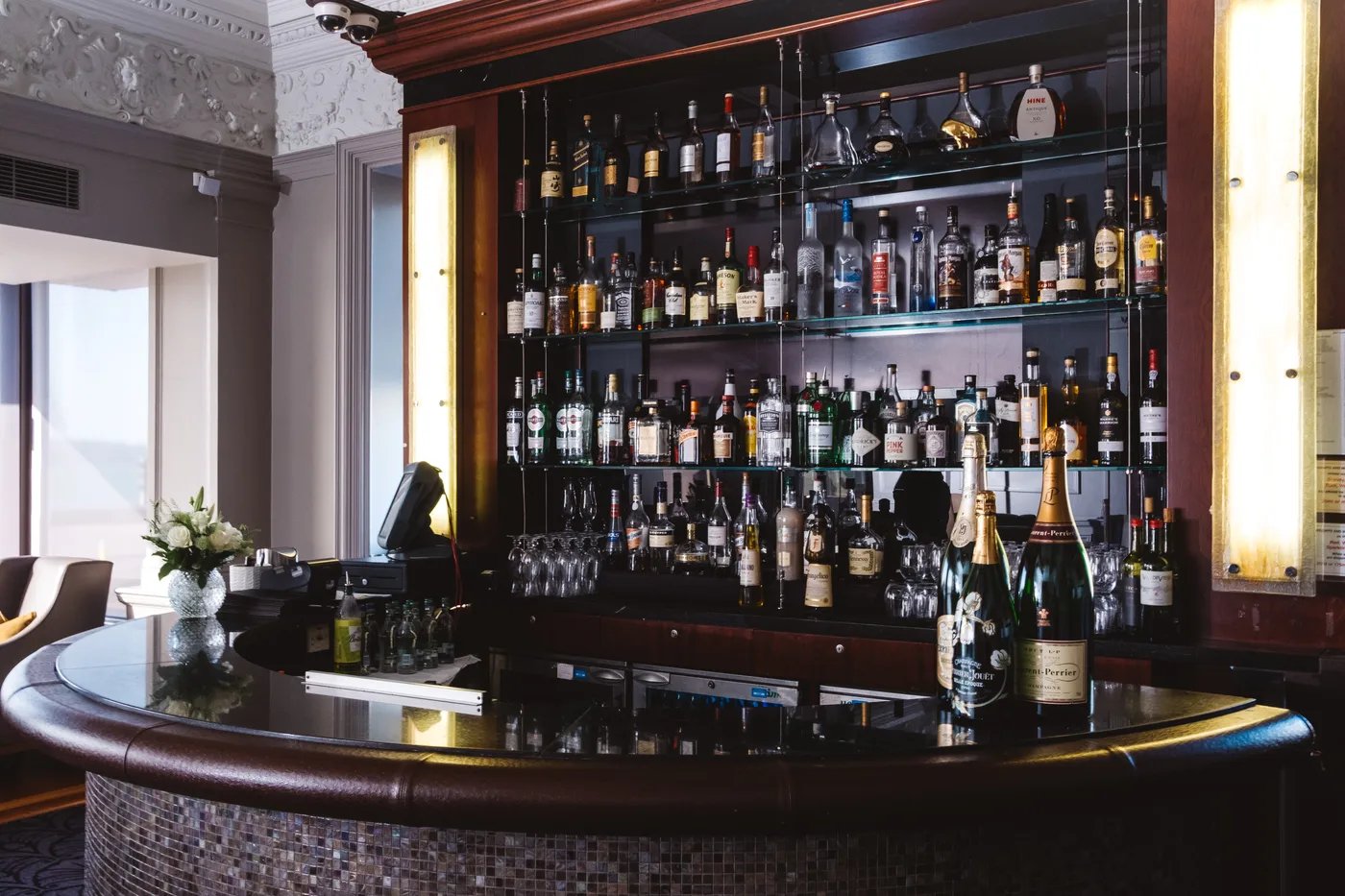 Grand Jersey Hotel & Spa, at the table