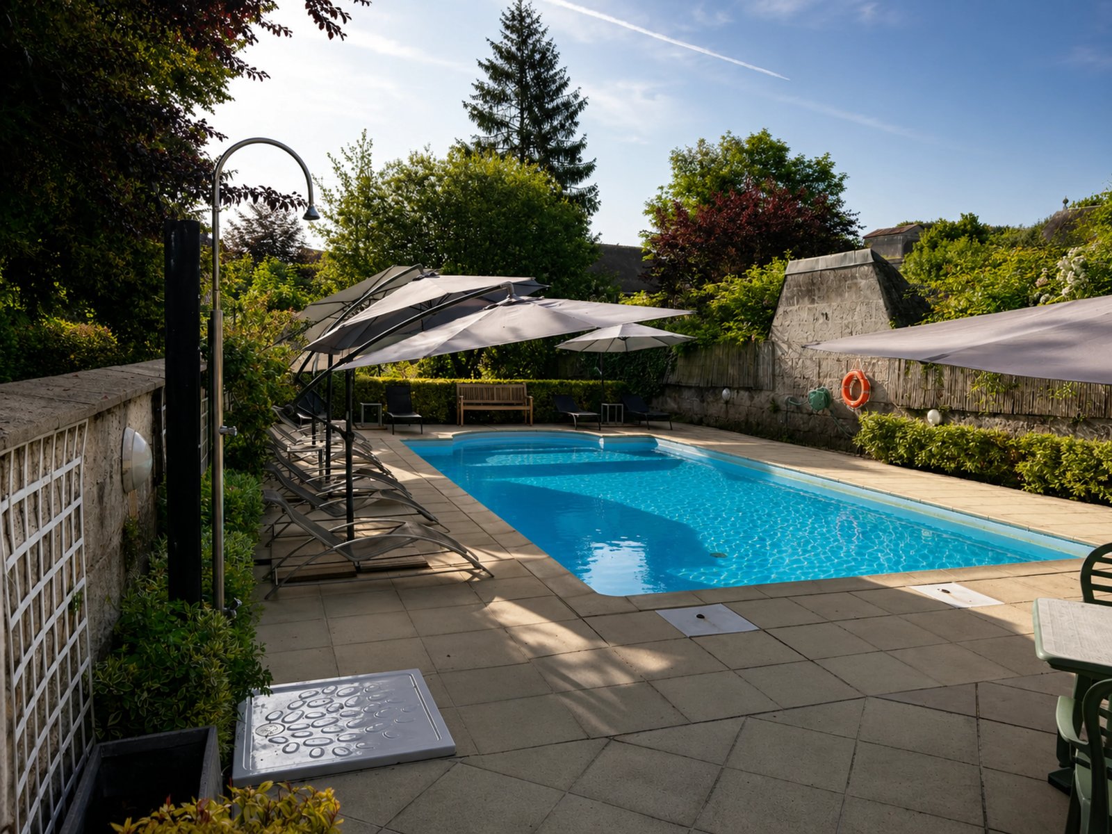 Hôtel de France - Restaurant le relais de Ronsard, the pool