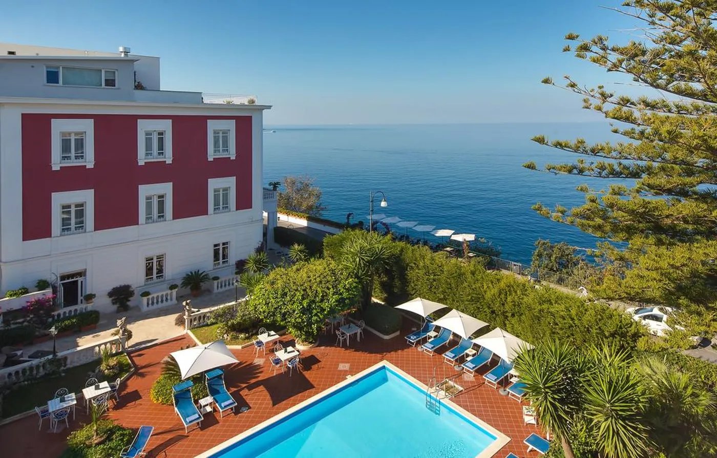 Hotel Villa Garden, the pool
