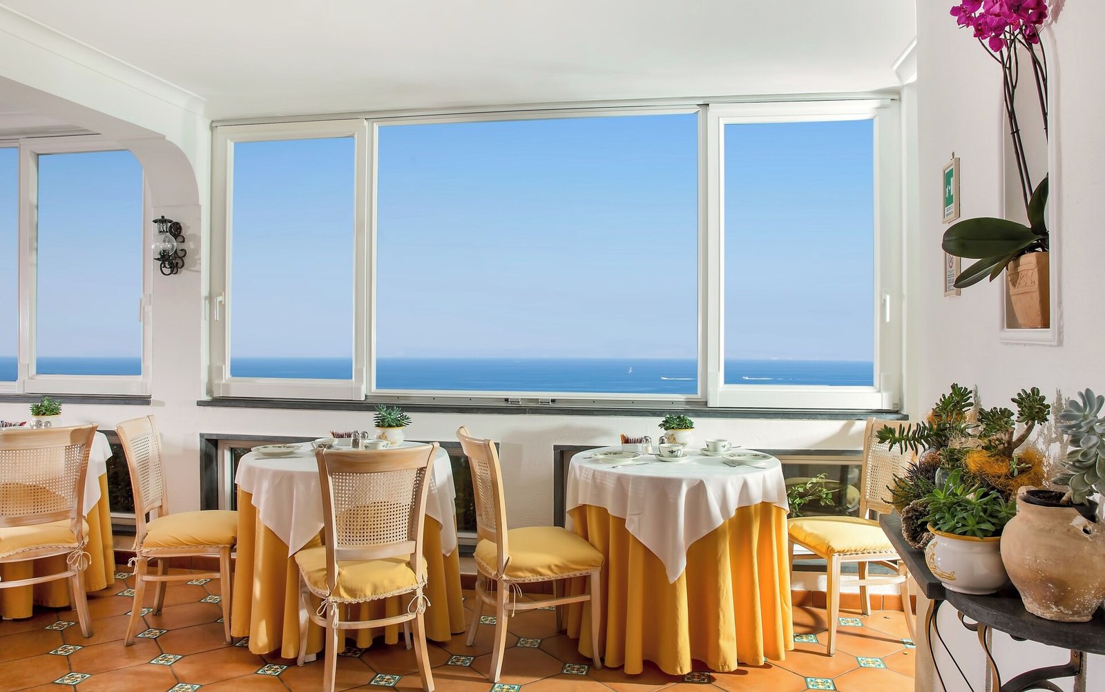 Hotel Villa Garden, at the table