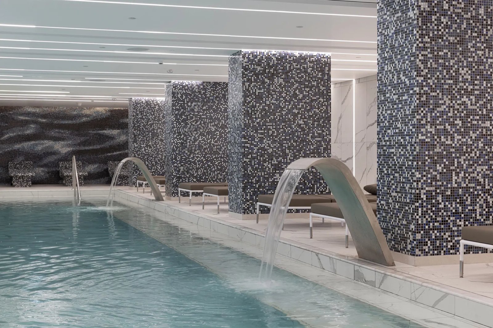 Jumeirah Gulf of Bahrain, the pool