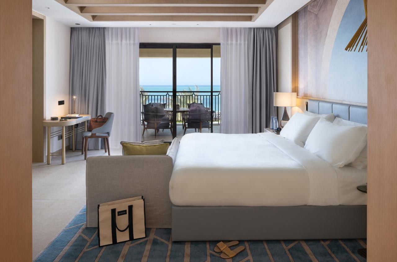 Jumeirah Gulf of Bahrain, rooms