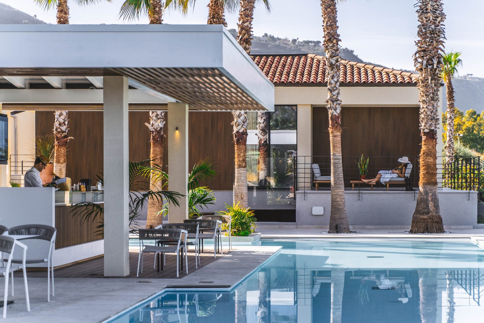 Insulae Resort, at the table