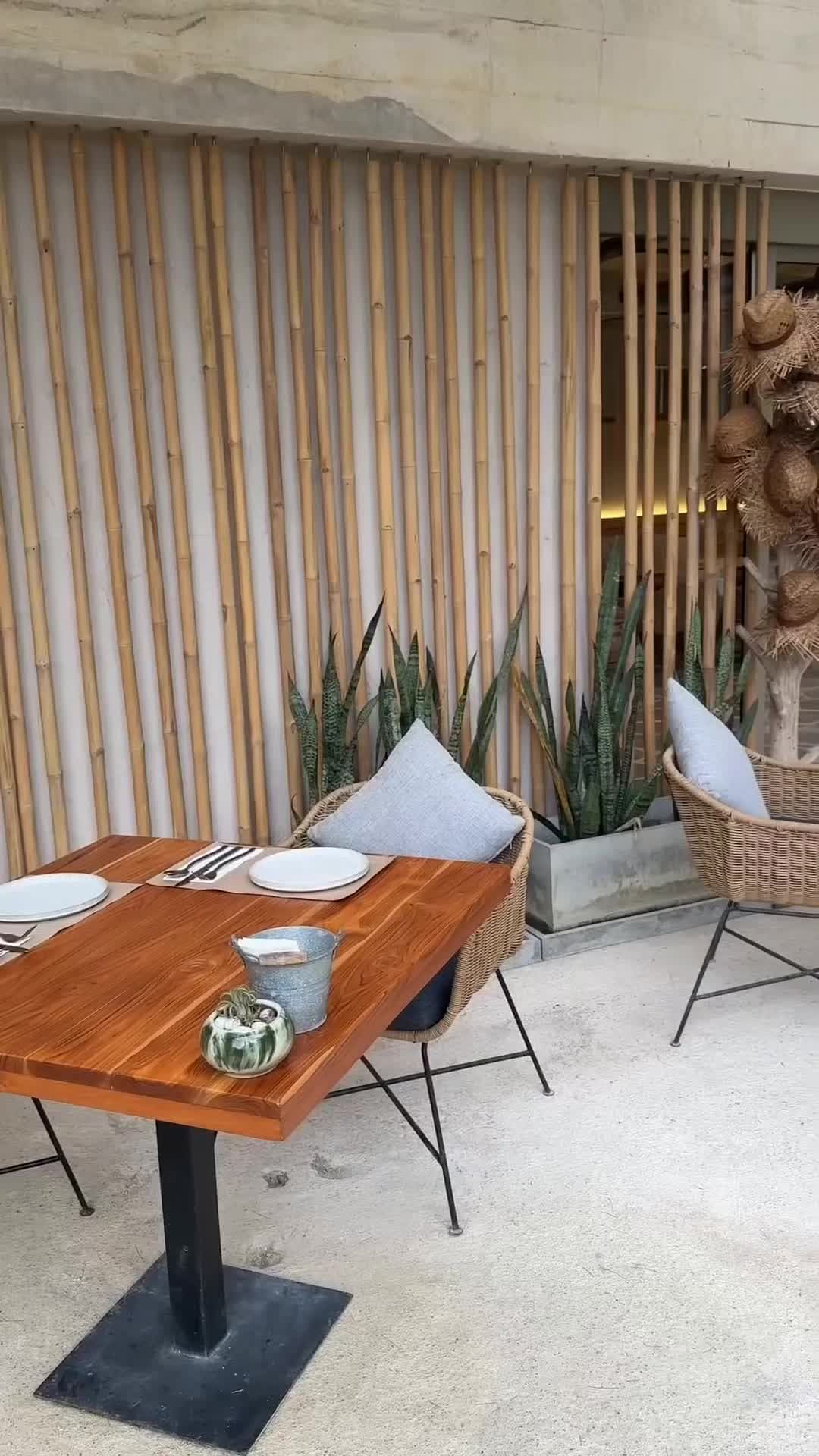 Cape Pakarang Wow Wild Wellness Escapes, at the table