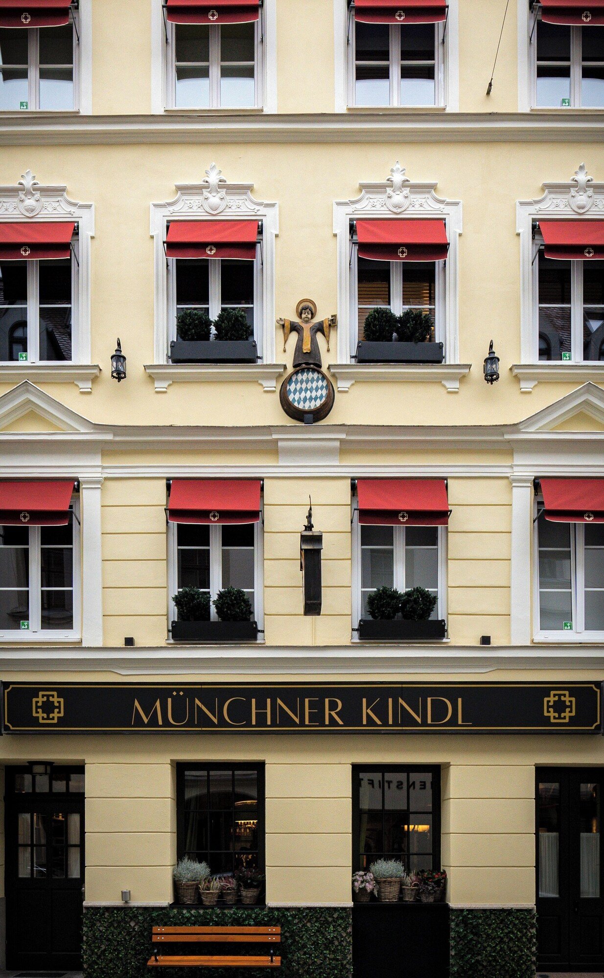 House of Hütter | Hotel Münchner Kindl, how it began
