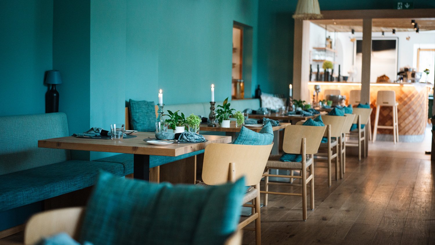 Hotel Neusacherhof, at the table