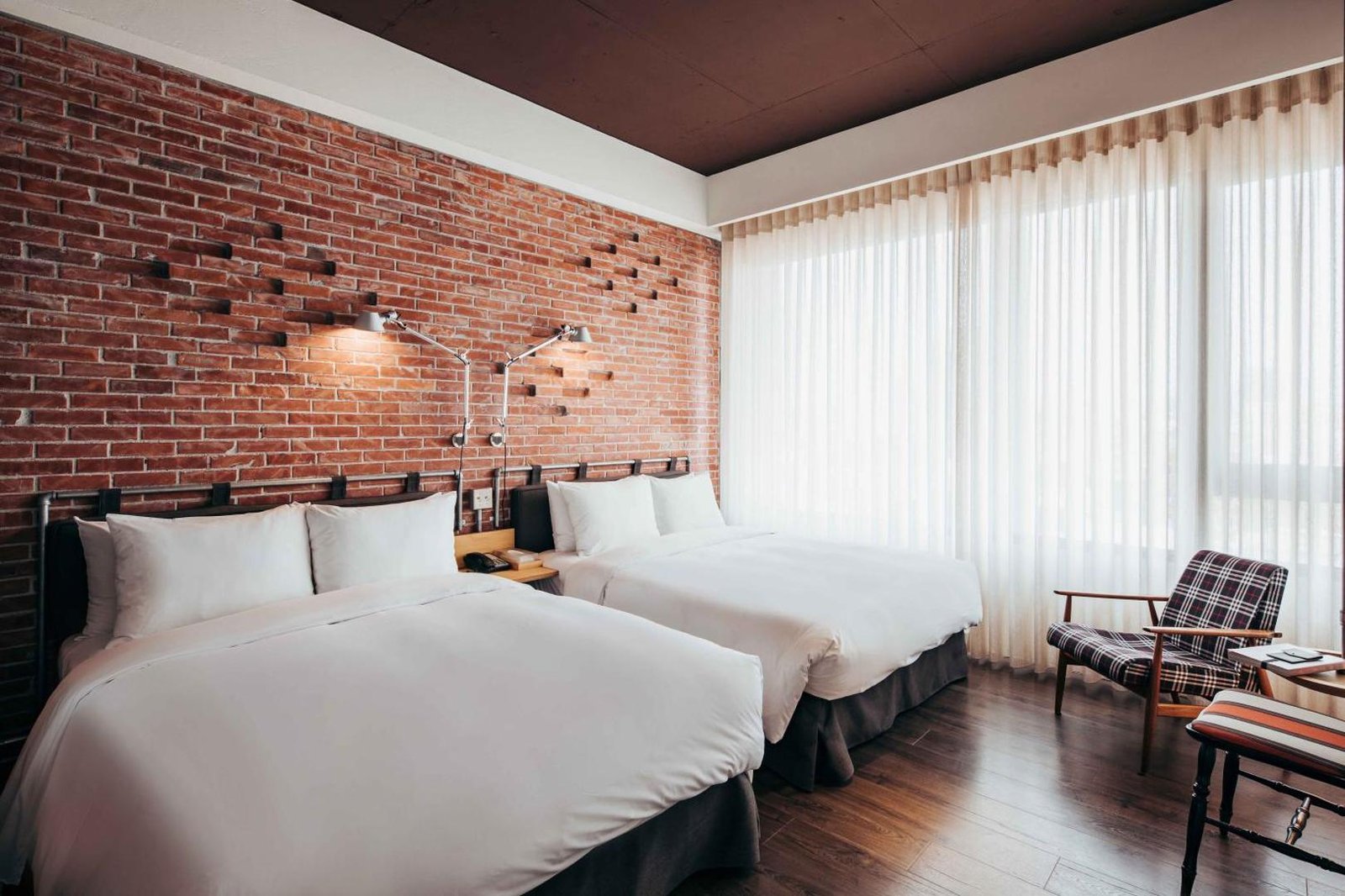 U.I.J Hotel & Hostel — rooms