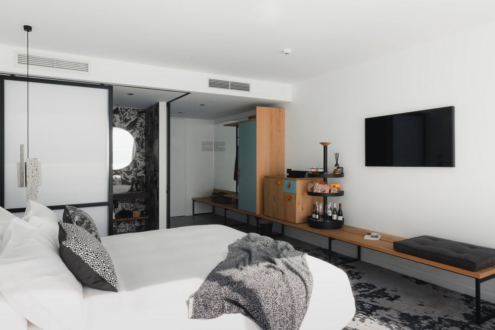 Ebb-Dunedin, rooms