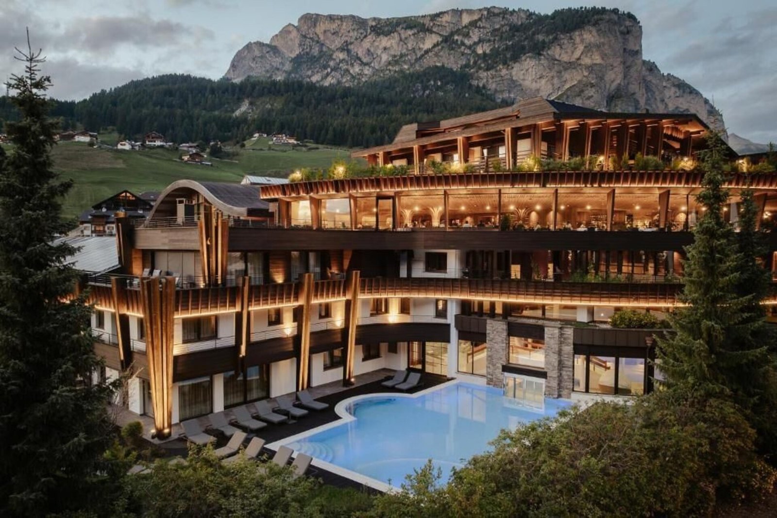 Hotel Granbaita Dolomites, the pool