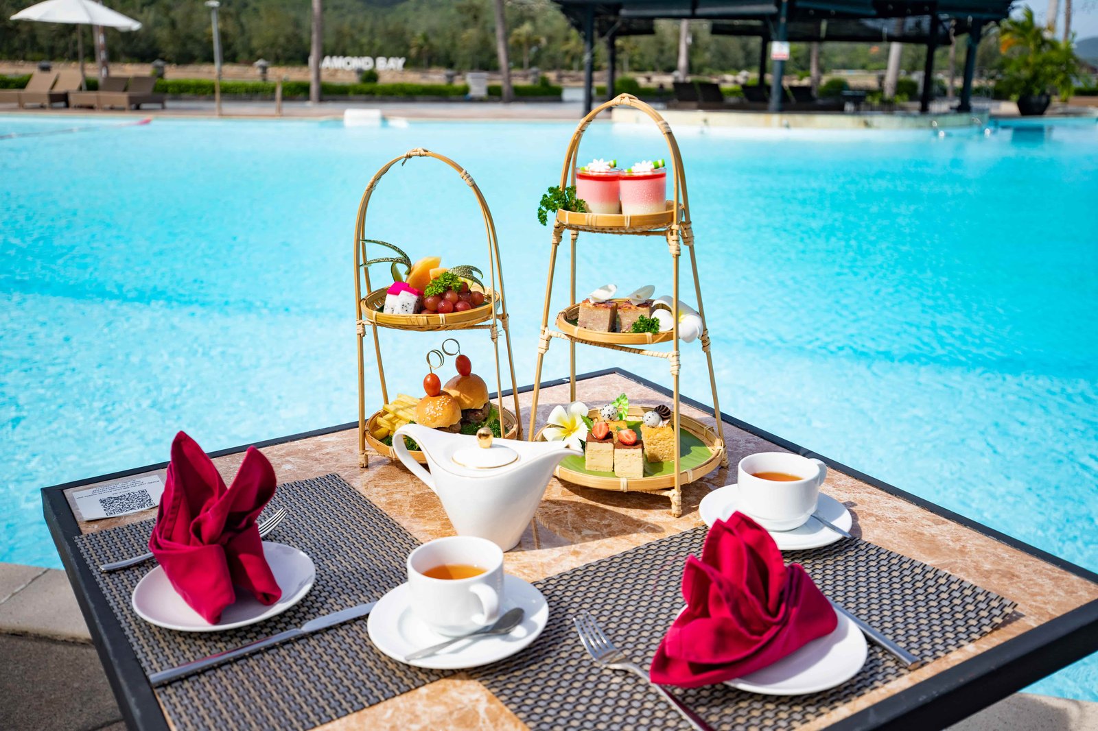 Diamond Bay Resort & Spa