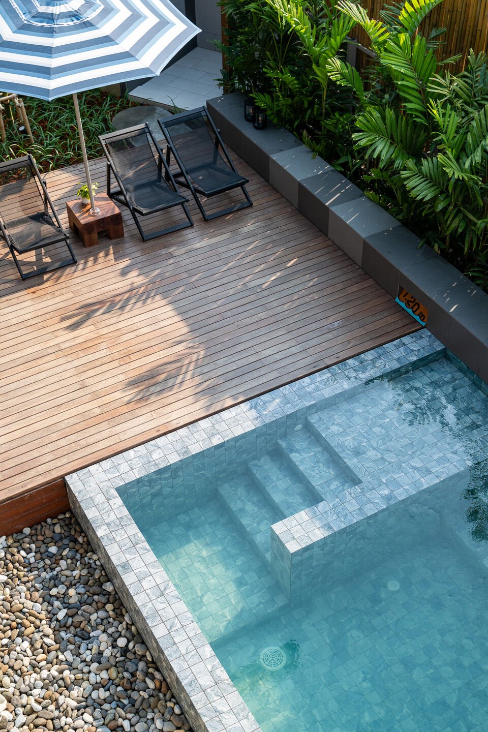Ozone Cave, the pool