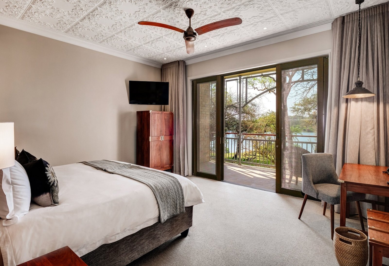 Palm River Hotel, rooms