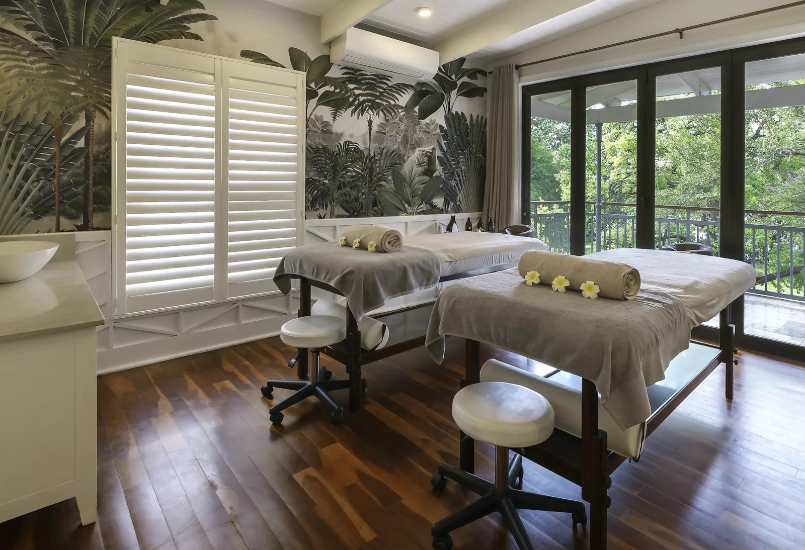 Palm River Hotel, the spa and gym