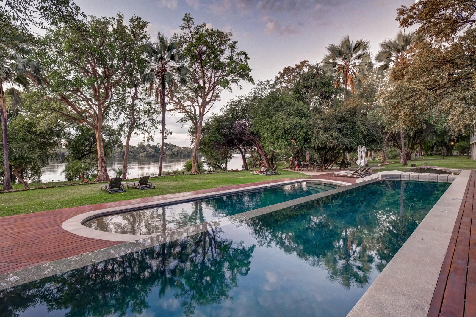 Palm River Hotel, the pool