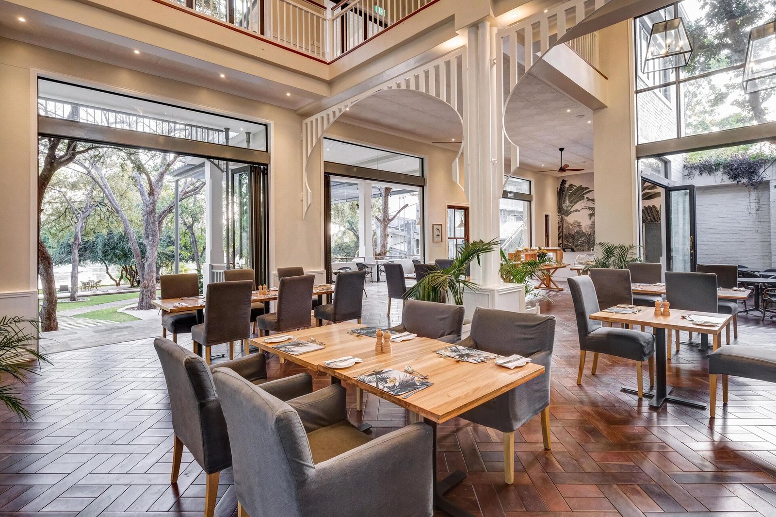 Palm River Hotel, palm river hotel restaurant